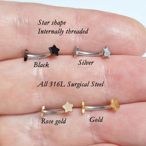 Vertical Labret Jewelry Gold, Eyebrow Piercing Jewelry Star, Star Eyebrow Piercing, Vertical Labret Piercing Jewelry, Vertical Labret Jewelry, Lip Stud Piercing, Vertical Helix Piercing, Eyebrow Piercing Jewelry, Vertical Labret Piercing