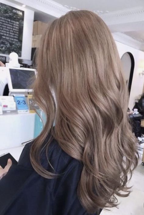 Solid Ash Blonde Hair, Dust Blonde Hair, Milktea Hair Colour, Dark Champagne Blonde Hair, Solid Dark Blonde Hair, Pearl Beige Hair, Champagne Brown Hair, Dark Beige Hair, Medium Champagne Hair Color