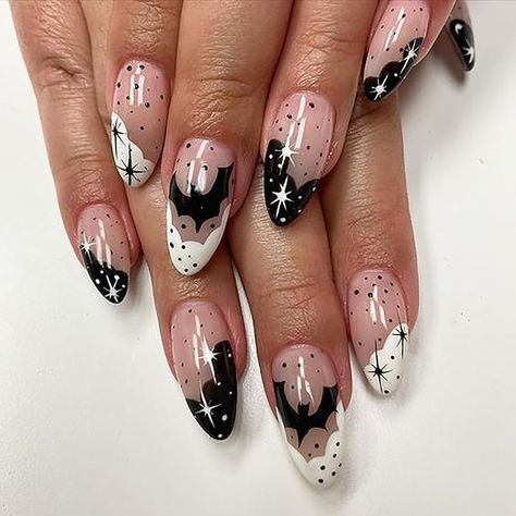 Fake Nails White, Short Fake Nails, Halloween Press On Nails, Her Nails, Nail Swag, Halloween Nail Designs, Nagel Inspo, Fall Nail Art, Halloween Nail Art