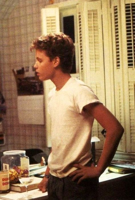 Cory Haim, Corey Haim Young, Best Vampire Movies, 80s Boys, 80’s Men, 80's Movies, The Normal Heart, Corey Haim, The Lost Boys 1987