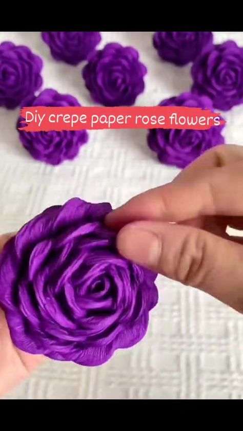 Diy crepe paper rose flowers🥰 #artandcraft #diyflowers #diyhomedecor | By Ate Shan Streamer Flowers Diy, Crate Paper Flowers, Paper Flower Hanging, Flower Hanging Wall, Streamer Flowers, Crepe Paper Rose, Crushed Paper, Crepe Paper Flowers Diy, Crepe Streamers