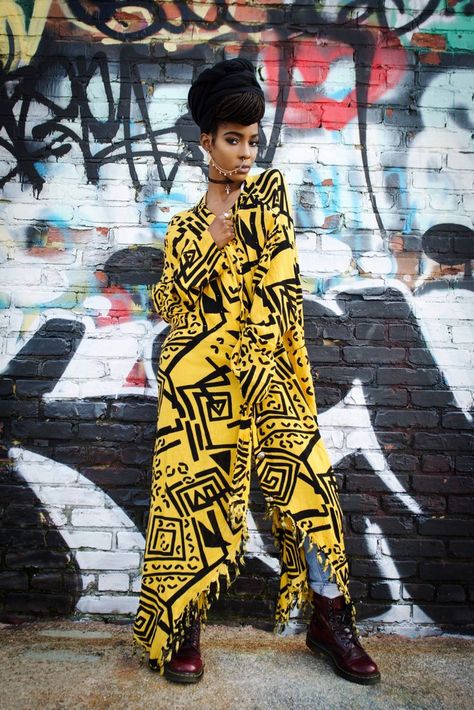 Streetstyle Woman, African Street Style, Magic Board, Afro Punk Fashion, Moda Afro, Afro Fashion, Afrocentric Fashion, Style Africain, Afro Style