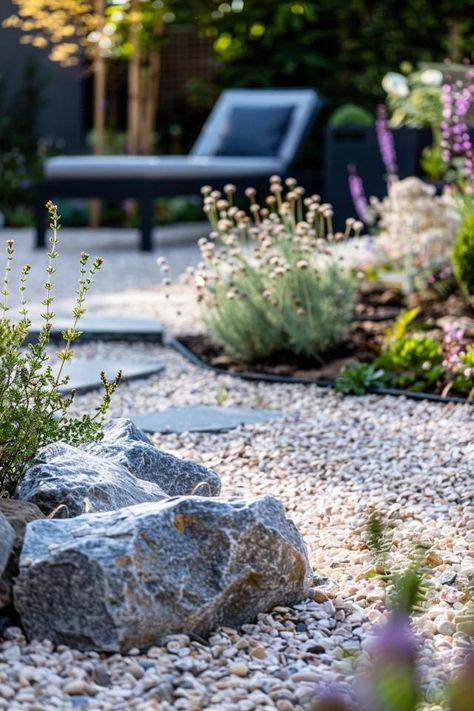 Gravel Garden Ideas with Pots for Stylish Yards Gravel Garden Ideas, Mexican Beach Pebbles, Small Urban Garden, Mexican Beaches, Backyard Balcony, Cozy Patio, Gravel Garden, Low Maintenance Landscaping, Backyard Inspiration