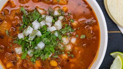 Easy Menudo Recipe Crock Pot, Menudo Crockpot, Crockpot Menudo Slow Cooker, Menudo With Pigs Feet Recipe, How To Make Menudo Mexican Recipes, Menudo Recipe Authentic Mexican, Beef Menudo Recipe, Menudo Recipe Easy, Menudo Recipe Authentic