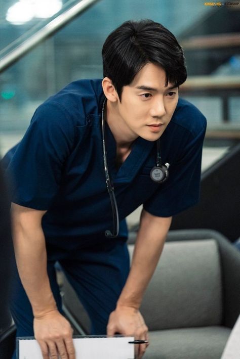 Doctors Korean Drama, Romantic Doctor Teacher Kim, Dr. Romantic, Yoo Yeon Seok, Male Doctor, Seo Kang Joon, Medical School Motivation, Medical School Inspiration, Medical Drama