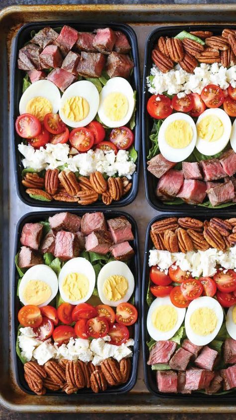 Cobb Salad Meal Prep, Steak Cobb Salad, Resep Diet Sehat, Low Carb Meal Prep, Salad Meal Prep, Keto Lunch Ideas, Resep Diet, Paleo Lunch, Makanan Diet