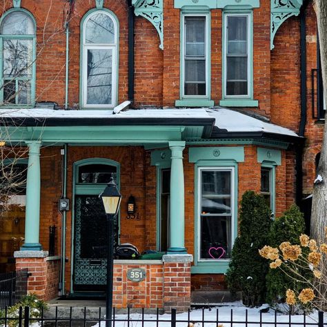 CABBAGETOWN, Toronto Home to the most preserved Victorian Homes in Canada, But these were not the original homes of Toronto. However, they were the first homes to be built with some sort of building and structural guidelines. Cabin- Cottages were Toronto's first house type. Comparable to days condos sizes. Unfortunately they would burn down faster than they could get built. This was a modest time. No heat, electricity and plumbing services. Nobody knew it back then, but these cabins getti... Cabbagetown Toronto, Homes In Canada, Toronto Home, First House, Plumbing Services, No Heat, Types Of Houses, Victorian Homes, First Home