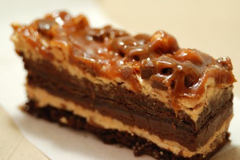 Starbucks' Chocolate Peanut Butter Stack ($6.50), yum yum. Calories compensated with running extra laps. Stack Cake Recipe, Stack Cake, Starbucks Chocolate, How To Stack Cakes, Peanut Butter Brownies, Starbucks Recipes, Baking Sweets, Butter Cake, Chocolate Peanuts