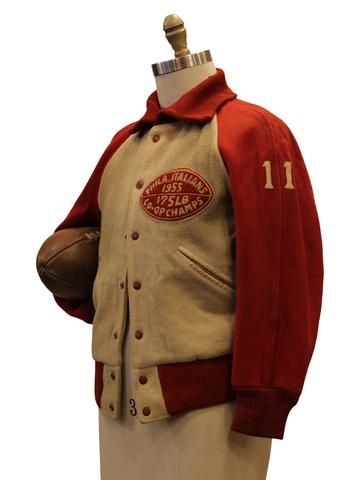 Vintage Collegiate Aesthetic, Dope Jackets, Varsity Jacket Outfit, Vintage Varsity Jacket, Vans Jacket, Baseball Fashion, Vintage Varsity, Varsity Letterman Jackets, College Jackets