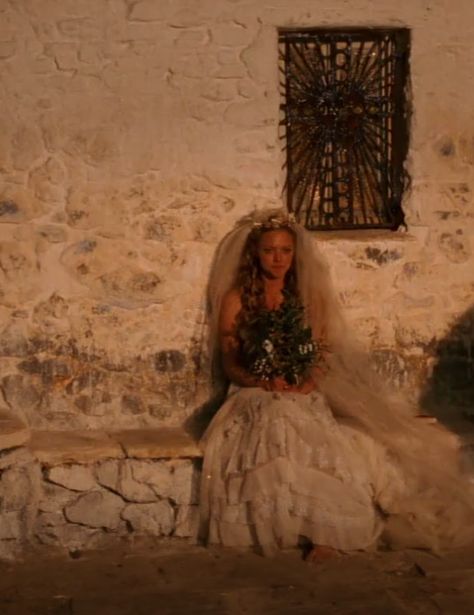 Mama Mia Wedding, Mamma Mia Wedding, Mia Aesthetic, Red Widget, Julie Walters, Rom Coms, Pretty Movie, Spoiled Brat, Wedding Movies