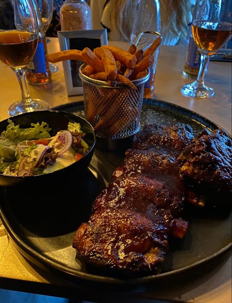 #restaurant #ribs #meat #inspo #dinner #aesthetic Bbq Ribs Aesthetic, Restaurant Food Aethstetic, Fancy Steak Dinner Aesthetic, Restaurant Meals Aesthetic, Meat Aesthetic Food, Rich Dinner Aesthetic, Steak Dinner Aesthetic, Ribs And Fries, Fancy Restaurant Food