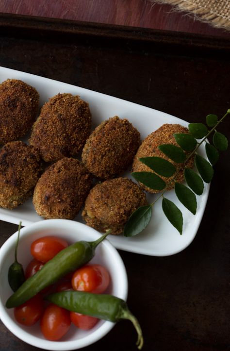 Fish Cutlets, Fish Curry Recipe, Meat Delivery, Goan Recipes, Cutlets Recipes, Thanksgiving Dinner Recipes, Kerala Food, Tuna Fish, Fish Curry