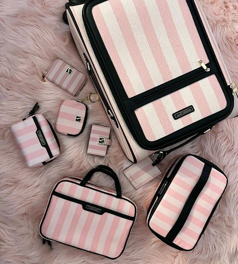 Vs Pink Travel Bag, Victoria Secret Suitcase Luggage Sets, Victoria Secret Travel Bag, Victoria’s Secret Bag, Victoria Secret Accessories, Victoria Secret Suitcase, Vs Suitcase, Victoria Secret Luggage, Victoria’s Secret Aesthetic