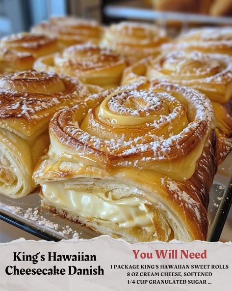 High Class Desserts, Delicious Fall Desserts, Holiday Pastries, Hawaiian Cheesecake Danish, Sweet Puff Pastry Recipes, Cheesecake Danish, Hawaiian Cheesecake, Danish Recipe, Kings Hawaiian