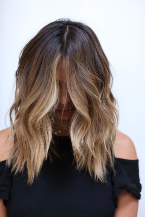 Kadeřnické Trendy, Hair Brunette, Brunette Color, Brown Hair Balayage, Mom Hairstyles, Brown Blonde Hair, Hair Color And Cut, Hair Inspo Color, Blonde Highlights