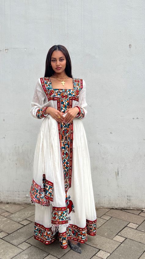 Ethiopian Dress Style, East African Clothing, Kenyan Outfits, Ethiopian Clothing Traditional, Ethiopian Dresses, Eritrean Zuria Dresses, Ethiopian Cultural Clothes, Ethiopian Clothes, Zuria Habesha Dress