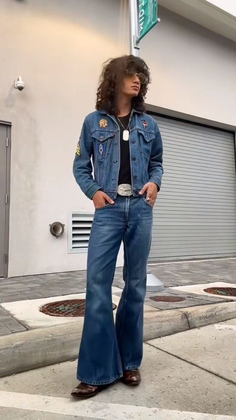 70s outfit 70s Male Fashion Aesthetic, Men 70s Style, Men Eclectic Fashion, Eclectic Male Fashion, Masc 70s Outfits, 70s Outfits Mens, 70s Band Aesthetic, 70s Denim Outfit, Male 70s Fashion