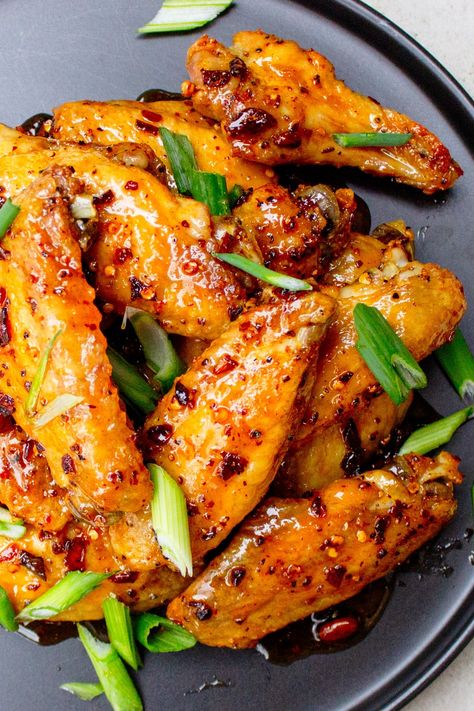 Step up your wings game with golden, crispy, sweet and spicy hot honey chicken wings. Perfect for game day, family gatherings or a weeknight dinner. Bonus - just 5 ingredients! Bake, grill or air fry. Hot Honey Chicken Wings, Honey Chicken Wings, Hot Honey Chicken, Wings Recipes, Wings Game, Baked Wings, Heart Recipes, Fried Chicken Wings, Hot Honey