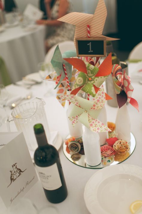 Pinwheel wedding centrepiece Pinwheel Wedding Decor, Center Piece Ideas, Pinwheel Wedding, Wedding Paper Flowers, Pinwheel Decorations, Diy Pinwheel, Wedding Diys, Wedding Centrepiece, School Formal