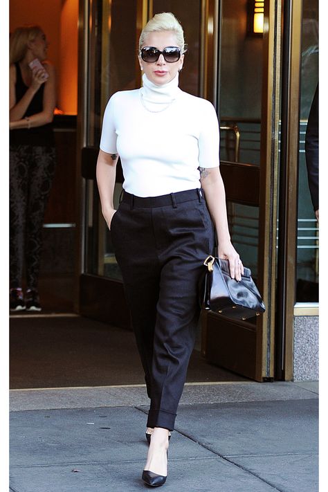 Lady Gaga   - HarpersBAZAAR.com How To Wear Turtleneck, Style A Turtleneck, Turtleneck Outfits, White Summer Outfits, Turtleneck Outfit, White Turtleneck, White Outfits, Winter Looks, Celebrity Fashion