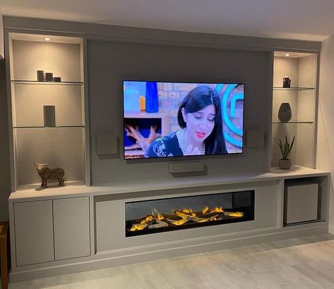 Entertainment Center Ideas, تصميم الطاولة, Feature Wall Living Room, Built In Shelves Living Room, Living Room Wall Units, Living Room Built Ins, Living Room Entertainment Center, Tv Room Design, Living Room Decor Fireplace