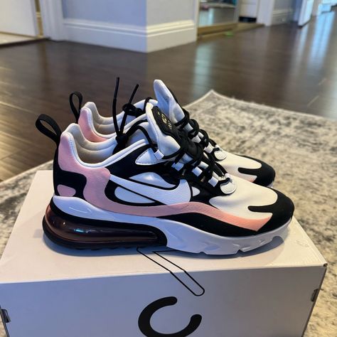 New In Box Nike Air Max React In Black, White And Coral. Women’s Size 8.5 Sneakers Size 8, Herachies Nike, Nike Air Max Shoes Women, Jordans For Women, Tenny Shoes, Nike Sneakers For Women, Neon Nike Shoes, Modern Entryway Ideas, Nike Shoes Photo