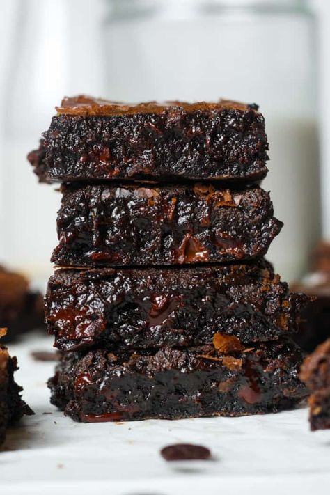 Dark Chocolate Brownies - Organically Addison Quick Baking Recipes Desserts, Dark Chocolate Brownies From Scratch, Dark Chocolate Desserts Easy, Rich Chocolate Brownies, Brownies Dark Chocolate, Black Cocoa Brownies, Recipes With Dark Chocolate, Fudgy Chewy Brownies, Chocolate Desserts Easy Quick