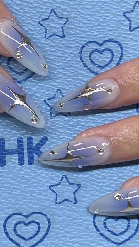 Blue And White Star Nails, Powder Blue Nails Designs, Silver Nails Chrome, Blue And Silver Nail Designs, Nails Chrome Powder, Maintenance Week, Thanksgiving Nails Design Fall, Fairy Nails, Blue And Silver Nails