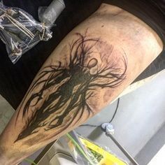 Halloween Tattoos Sleeve, Stick Poke Tattoo, Mark Tattoo, Sick Tattoo, Music Tattoo Designs, Slender Man, Funny Horror, Poke Tattoo, Music Tattoo