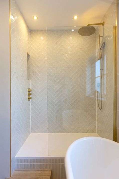 Small Ensuit, Ensuit Bathroom, Herringbone Wall Tile, Small Ensuite Bathroom, Herringbone Bathroom, Herringbone Tile Bathroom, Small Ensuite, Bathroom Colour, Kitchen Splashback Tiles