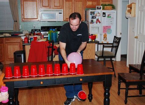 Kandid Memories: Minute To Win It!!  This Blows!  Have each person blow up a balloon & have them try to knock down a line of solo cups off the table with the air in their balloon. Light Headed, Church Games, New Year's Games, Cup Games, Youth Games, Minute To Win It Games, Minute To Win, Solo Cup, Family Party Games