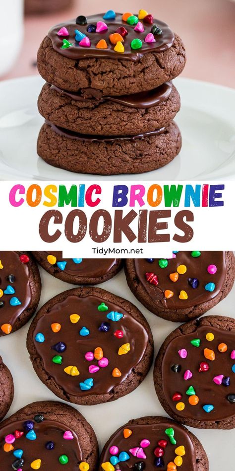 Thanks to a boxed cake mix these chocolate Cosmic Brownie Cookies are out of this world easy! The best fudgy chocolate frosted cookies with colorful rainbow chips. Everything you love about your favorite store-bought brownies you ate as a kid, in an irresistible copycat cookie recipe! Printable Recipe at TidyMom.net Cosmic Brownie Cookies, Crumble Cookie Recipe, Brownie Treats, Recipe Printable, Homemade Chocolate Frosting, Cake Box Cookies, Monster Cookie Bars, Frosted Cookies, Cosmic Brownies