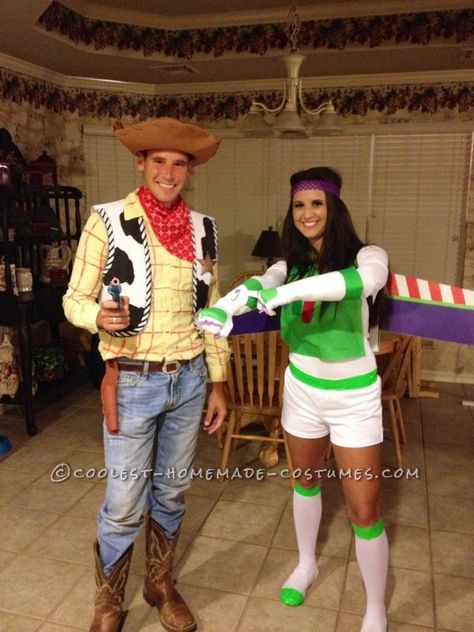 Woody was the easier costume to make out of the two. I just went out and bought a cowboy hat and a vest. My little brother had a sheriff’s badg Best Friend Halloween Costumes Funny, Woody And Jessie Costumes, Woody E Buzz, Easy Costumes To Make, Lightyear Costume, Diy Fantasia, Friend Halloween Costumes, Halloween Costumes Funny, Costume Couples