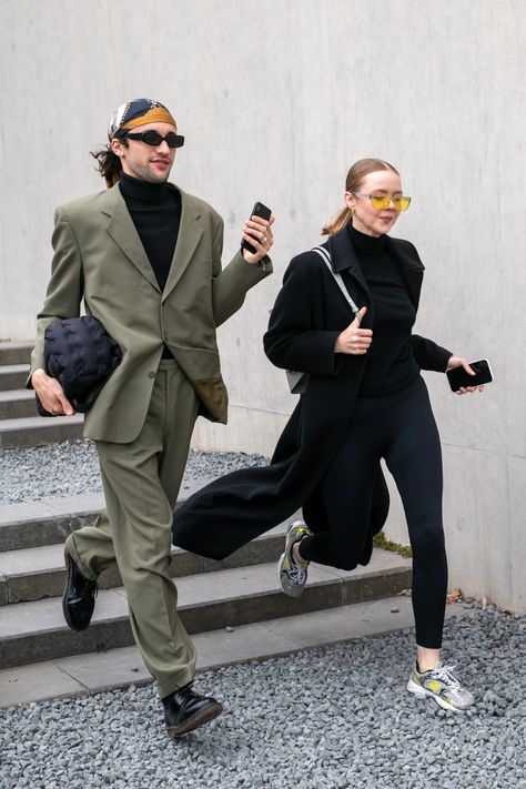 The Best Street Style at Shanghai Fashion Week Fall 2021 | Vogue Daily Street Style, Shanghai Fashion Week, Shanghai Fashion, The Best Street Style, Best Street Style, Cool Street Fashion, Spring Day, Off Duty, Shanghai