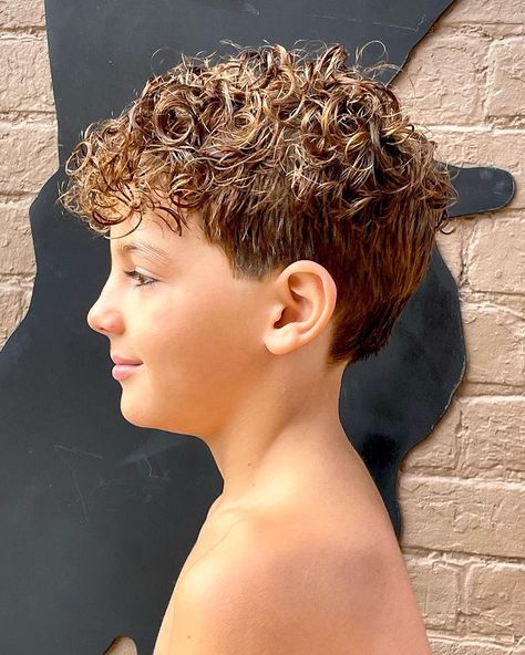 Rusted Roots (@kim_riothairartist) • Instagram photos and videos Perms On Boys, Boy Perms Curly Hair, Wavey Perm, Boys Perm Hairstyles, Boy Permed Hair, Loose Perm, Mens Perm, Permed Hairstyles, Boys Haircuts