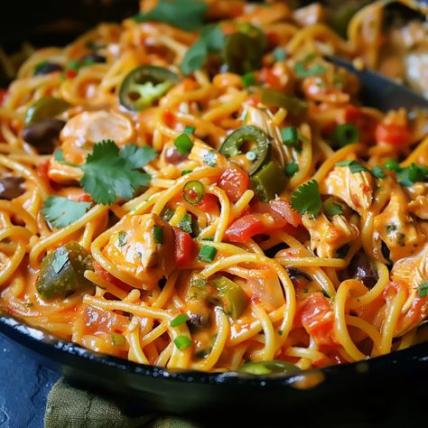 Mexican Chicken Spaghetti Recipe Mexican Chicken Spaghetti, Traditional Spaghetti, Chicken Spaghetti Recipe, Chicken Spaghetti Recipes, Fettuccine Alfredo Recipes, Grilled Teriyaki Chicken, Simple Green Salad, Spaghetti Recipe, Alfredo Recipe