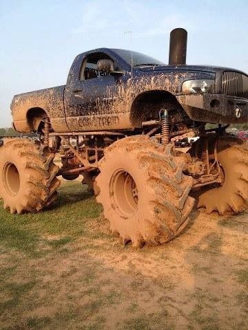 Talk about a hood stack Truck Mudding, Mudding Trucks, Muddy Truck, Muddy Trucks, Impala Chevrolet, Coal Train, Custom Lifted Trucks, Trucks Lifted Diesel, Mud Trucks