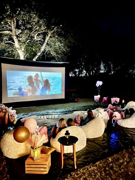 Outdoor Movie Night Pop Up Parties Charleston Outdoor Movie Night Ideas Backyards, Movie Backyard, Engagement Dinner Party, Outdoor Movie Party, Girls Night Movies, Night Before Wedding, Outdoor Movie Theater, Outdoor Movie Night, 13 Birthday