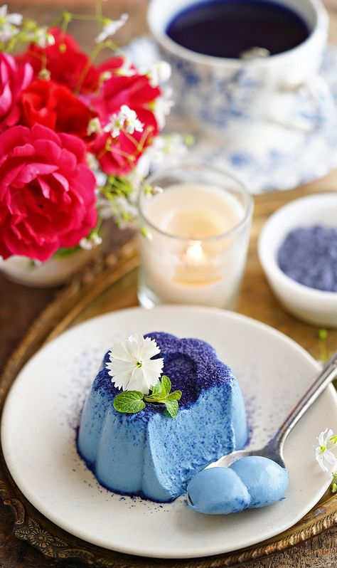 15 Delicious Eggless Desserts To Make For Mum - Happy Mother's Day - Trending Desserts 2023, Matcha Panna Cotta, Magical Desserts, Indian Deserts, Pastel Food, Blue Matcha, Dessert Design, Eggless Desserts, Eggless Recipes