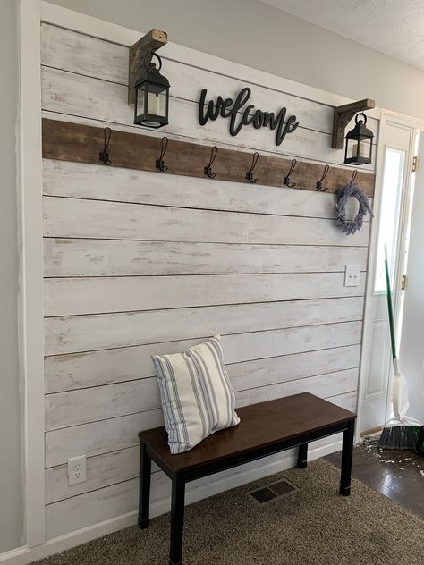 Accent Wall Ideas For Entry Way, Pallet Wall Entryway, Front Door Shiplap Wall, Diy Wall Planks, Rustic Foyer Ideas, House Entry Wall Design, Diy Mud Wall, Hallways Decorating Ideas, Entryway With Shiplap