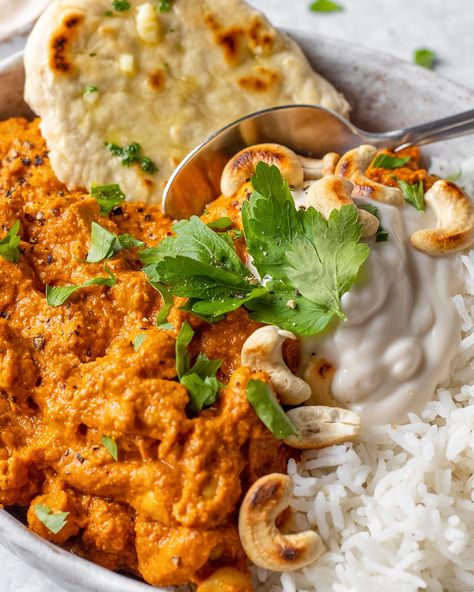 Easy Vegan Chicken Tikka Masala (with Tofu) - Romy London Vegan Tikka Masala, Tikka Masala Recipe, Vegan Chicken, Vegan Curry, Chicken Tikka Masala, Masala Recipe, Bean Curd, Coconut Yogurt, Chicken Tikka