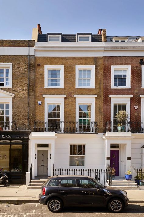 A Chelsea Townhouse With A Clever Layout | SheerLuxe Chelsea Townhouse Interior, Stacked Townhouse, Chelsea Townhouse, Out Space, Dark Color Palette, Jack And Jill Bathroom, Easy Living, Chelsea House, Upstairs Bathrooms