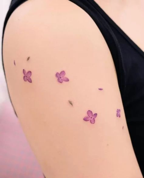 Lilac Tattoo, Kpop Tattoos, Small Tattoos Simple, Discreet Tattoos, Simplistic Tattoos, Pretty Tattoos, Tiny Tattoos, Inspirational Tattoos, Flower Tattoos