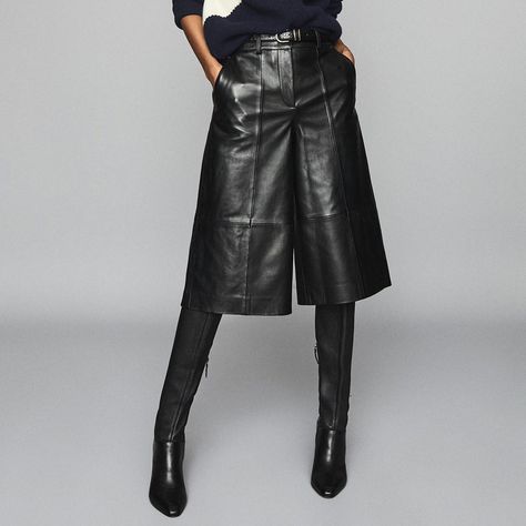 Lotte Black Leather Culottes – REISS Royal Blue Outfits, Leather Culottes, Celebrities Leather Jacket, Blogger Street Style, Outfit Look, Dress Shirts For Women, Blue Outfit, Celebrity Outfits, Fashion 2020