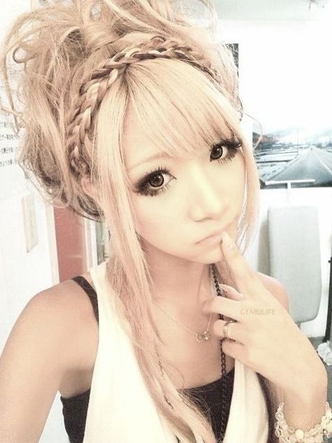 cool gyaru hairstyle | Gyaru | Pinterest Gyaru Hairstyles, Gyaru Inspiration, Gyaru Hair, Gyaru Makeup, Kei Visual, Nice Hair, Kawaii Hairstyles, Peinados Recogidos, Gyaru Fashion