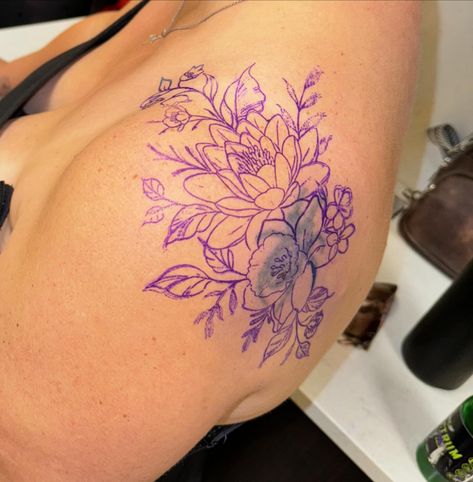 Cover up of a spider. Before and after pictures… W.O.W 🫨 🕷️🌼#SpiderTransformation #FloralCoverUp #NatureInk #BotanicalTattoo #SpiderGoneFloral Cover Up Tattoos Before And After, Instagram Cover, Botanical Tattoo, Up Tattoos, After Pictures, Cover Up Tattoos, Before And After Pictures, Tattoo Studio, Tatting