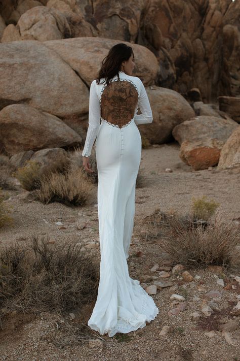 Silk Long Sleeve Wedding Dress, Long Sleeve Backless Wedding Dress, High Neck Wedding Gown, Wedding Dress High Neck, Long Sleeve Wedding Dress Backless, Daughters Of Simone, Silk Wedding Gown, Wedding Dress Low Back, Wedding Gown Backless