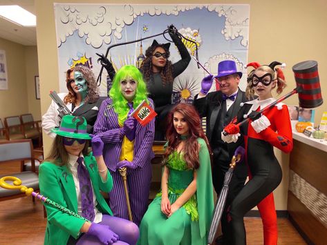 DC Comic Villians Group Costume Group Villain Costumes, Superhero Or Villain Costumes, Disney Villains Group Halloween Costumes, Batman Group Costumes Halloween, Villian Group Costumes, Dc Costumes Halloween, Group Superhero Costumes Woman, Dc Group Costumes, Dc Villain Costumes