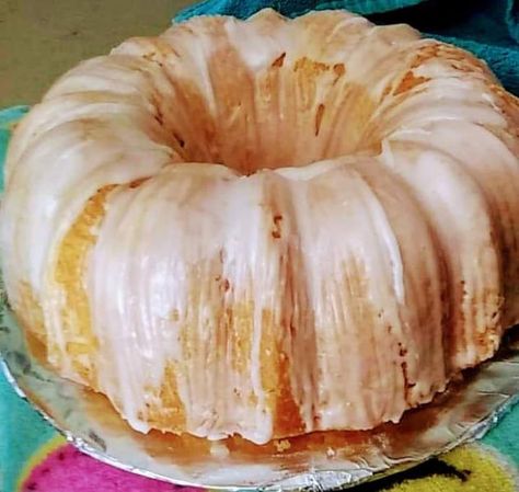 Black Peoples Pound Cakes | 🍋Homemade Lemon Lemonade Pound Cake🍋 | Facebook Lemon Pound Cake With Glaze, Lemon Cream Cheese Pound Cake, Cake Mix Recipes Homemade, Lemon Buttermilk Pound Cake, Lemonade Cake Recipe, Cake Glaze, Pound Cake Glaze, Lemon Bundt Cake Recipe, Cream Cheese Pound Cake Recipe