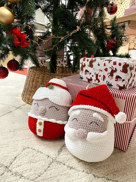 Christmas Crochet Patterns, Mrs. Santa Crochet Plush Pattern, Christmas Crochet Pillow, Amigurumi Pattern, Christmas Crochet Handmade Gifts - Etsy Australia Crochet Santa Pillow Pattern, Christmas Crochet Plushies Free Patterns, Crochet Santa Pillow, Christmas Crochet Stuffies, Christmas Pillow Crochet, Christmas Crochet Pillow, Christmad Gifts, Crochet Christmas Pillow, Santa Crochet